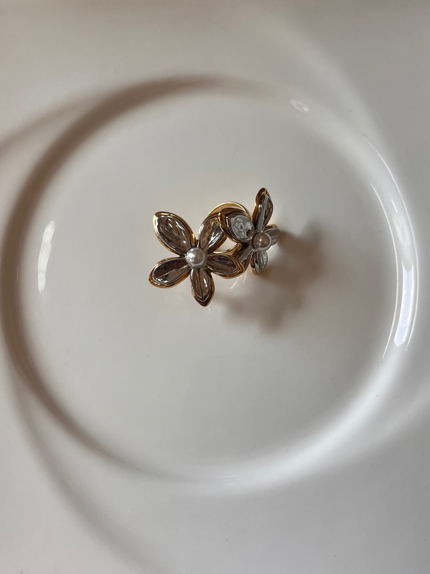 Pearled Flower Ring